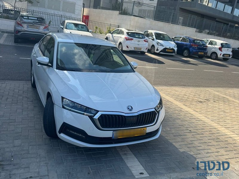 2022' Skoda Octavia סקודה אוקטביה photo #3