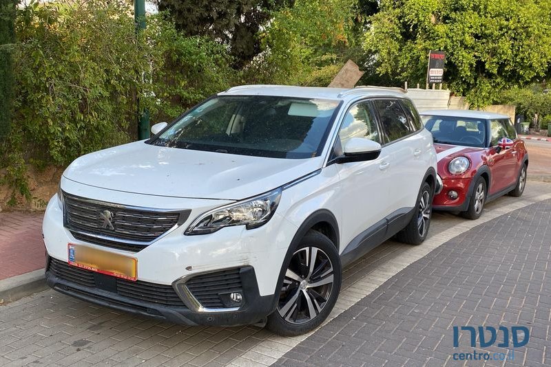 2019' Peugeot 5008 פיג'ו photo #2