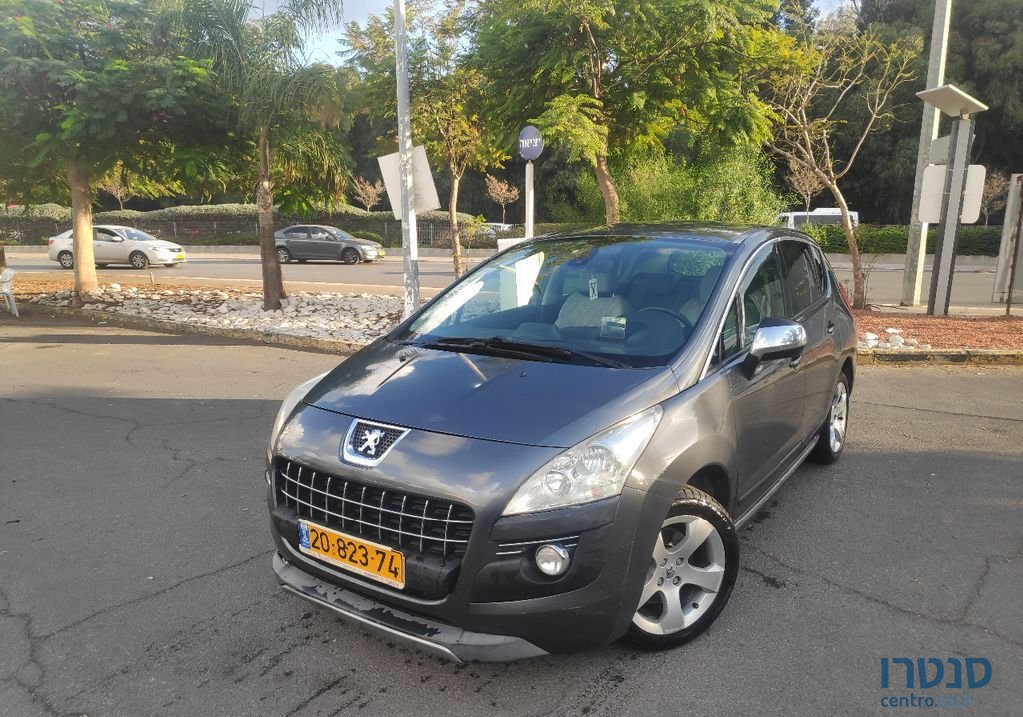 2011' Peugeot 3008 פיג'ו photo #1