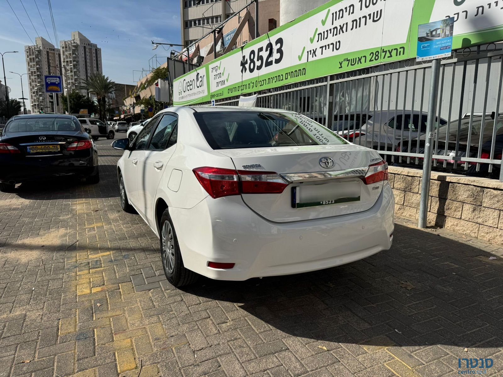 2015' Toyota Corolla photo #4