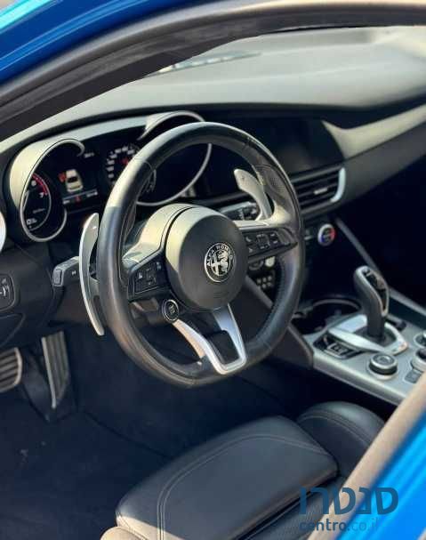 2022' Alfa Romeo Giulia אלפא רומיאו ג'וליה photo #4