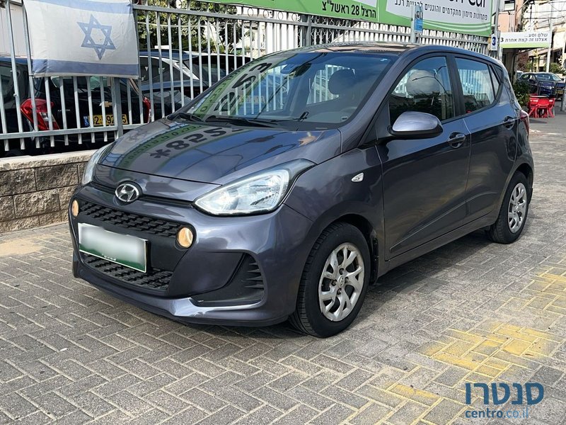 2018' Hyundai i10 photo #1