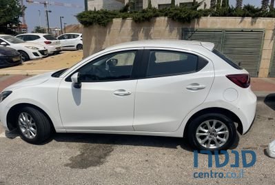 2020' Mazda 2 מאזדה photo #1