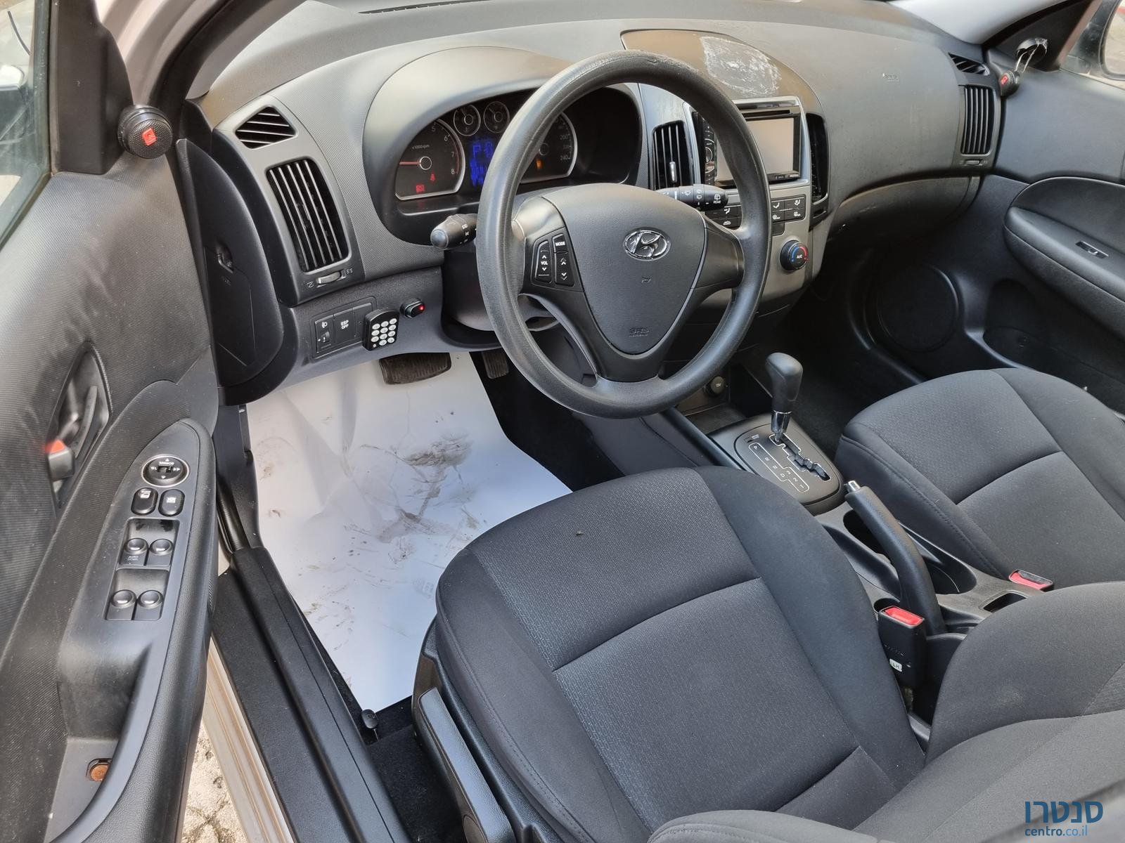 2008' Hyundai i30 photo #3