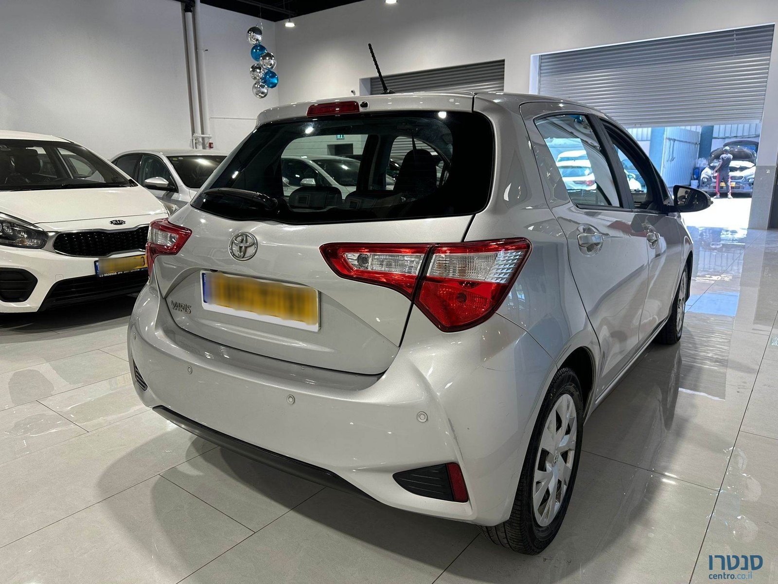 2019' Toyota Yaris photo #3