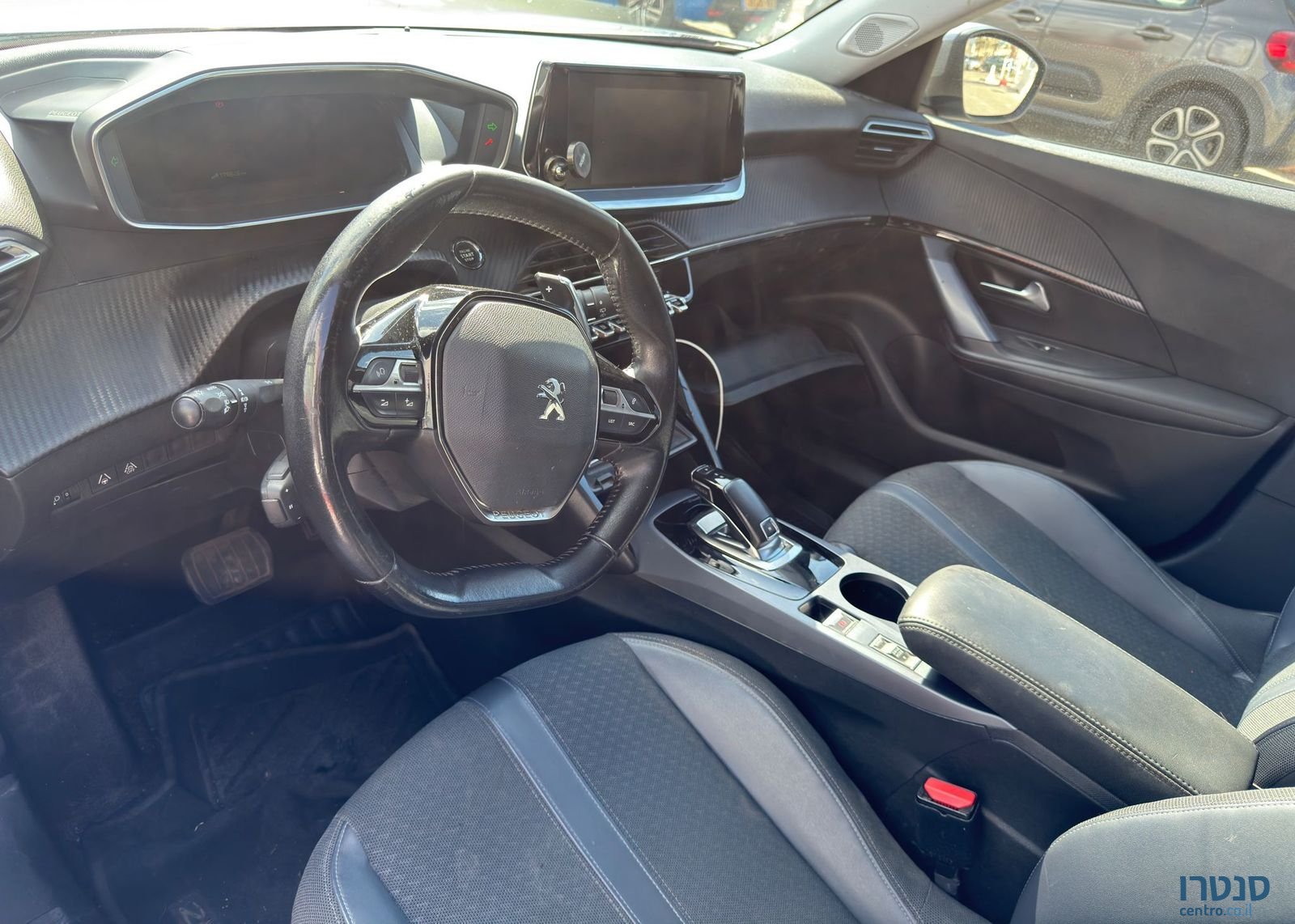 2020' Peugeot 2008 פיג'ו photo #5