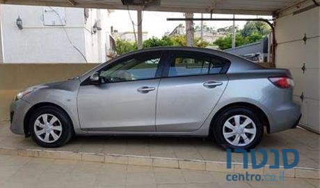 2012' Mazda 3 מאזדה 3 אקטיב photo #1