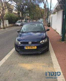 2010' Volkswagen Polo photo #3