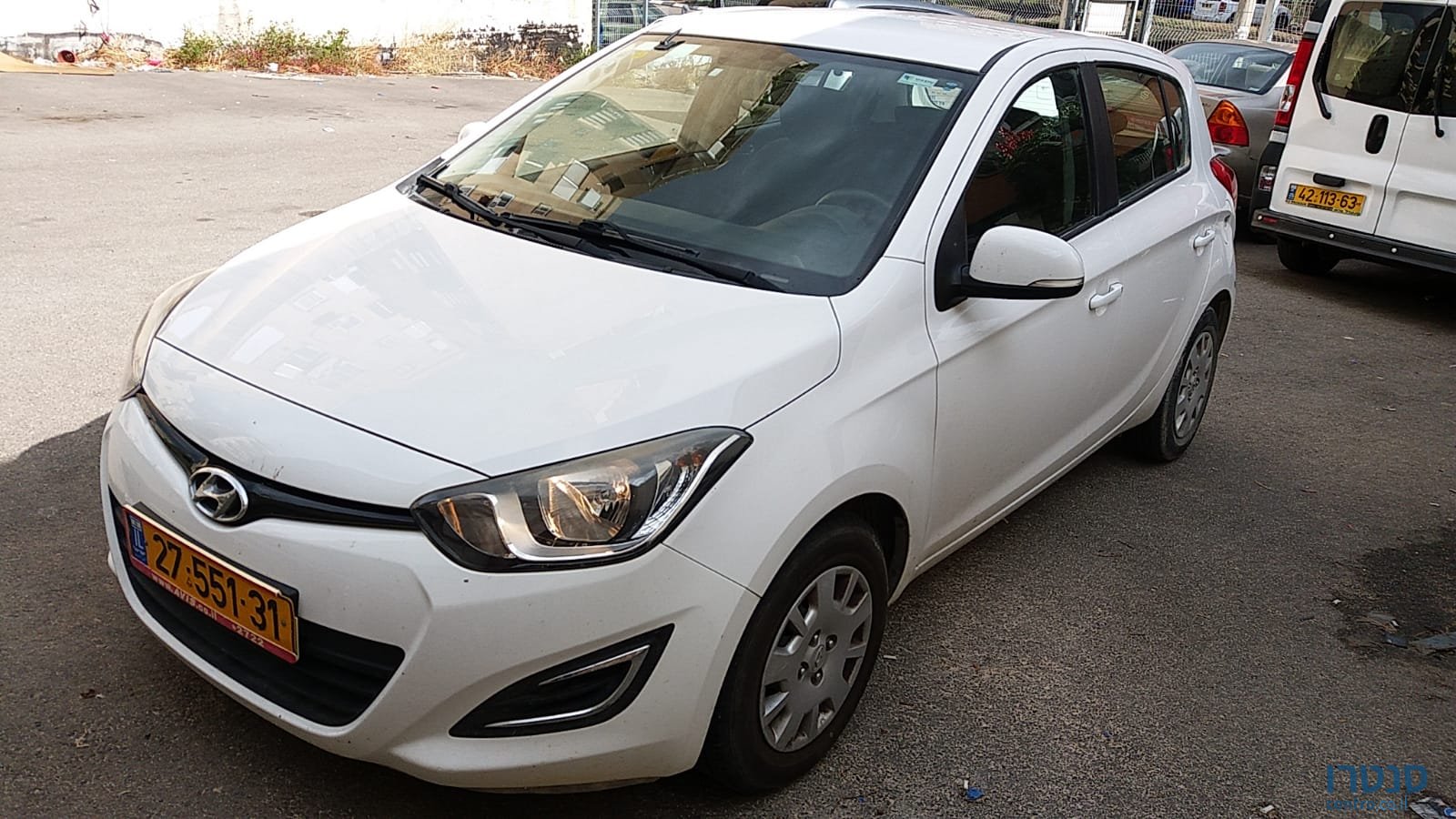 2014' Hyundai i20 photo #1