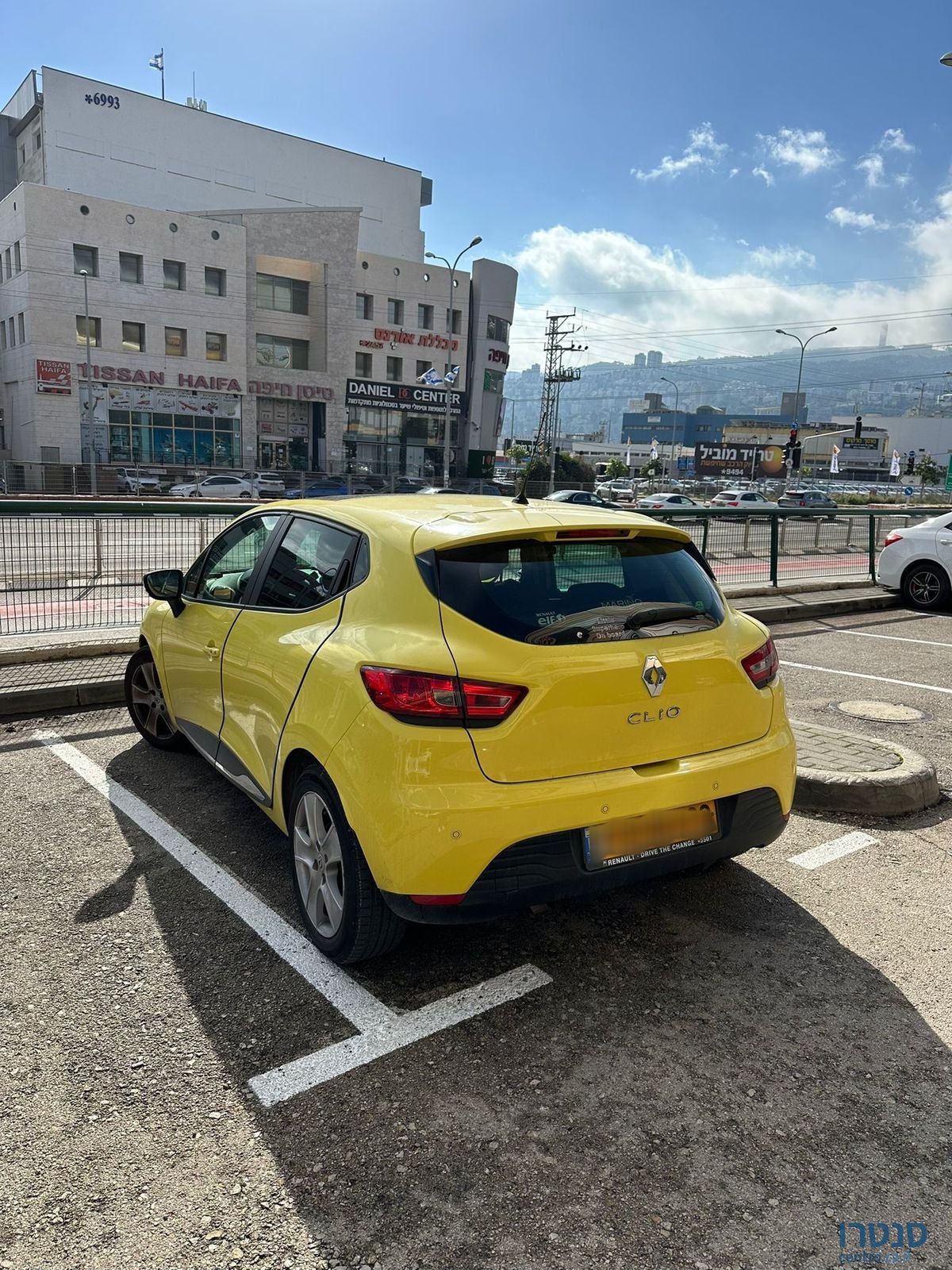 2015' Renault Clio 4 photo #3