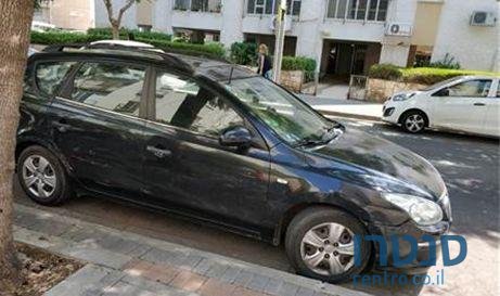 2010' Hyundai I30 i30 יונדאי photo #2