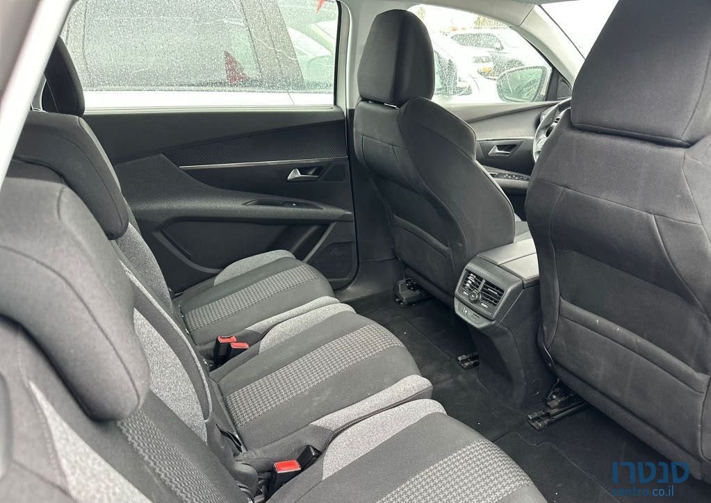 2020' Peugeot 5008 פיג'ו photo #4