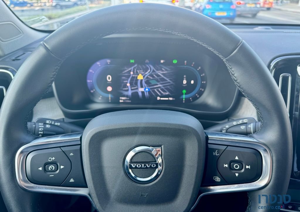 2022' Volvo XC40 וולוו photo #4