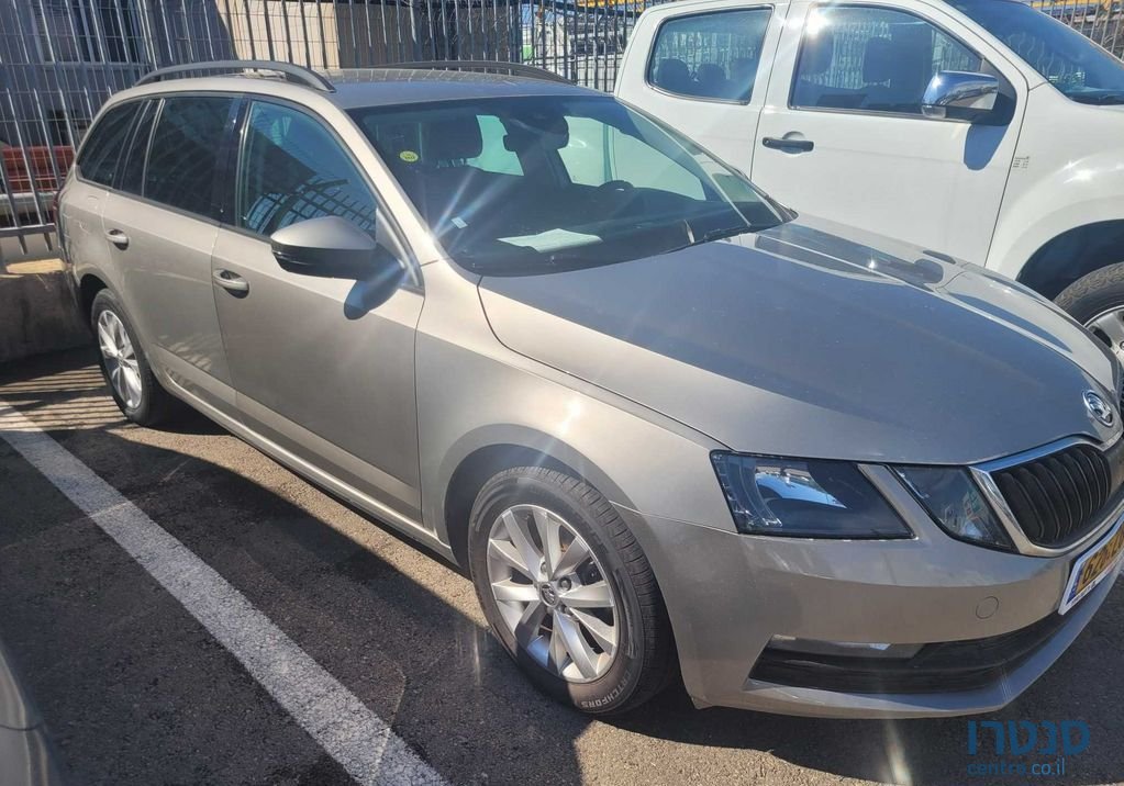 2018' Skoda Octavia סקודה אוקטביה photo #3