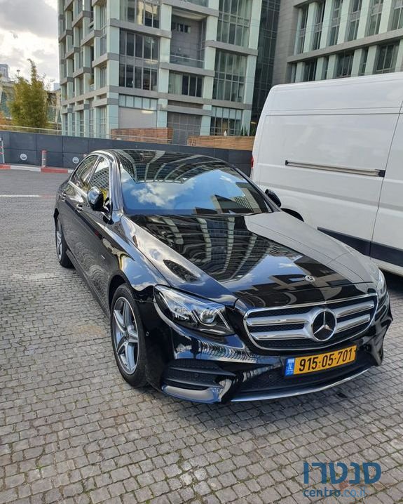 2019' Mercedes-Benz E-Class מרצדס photo #1