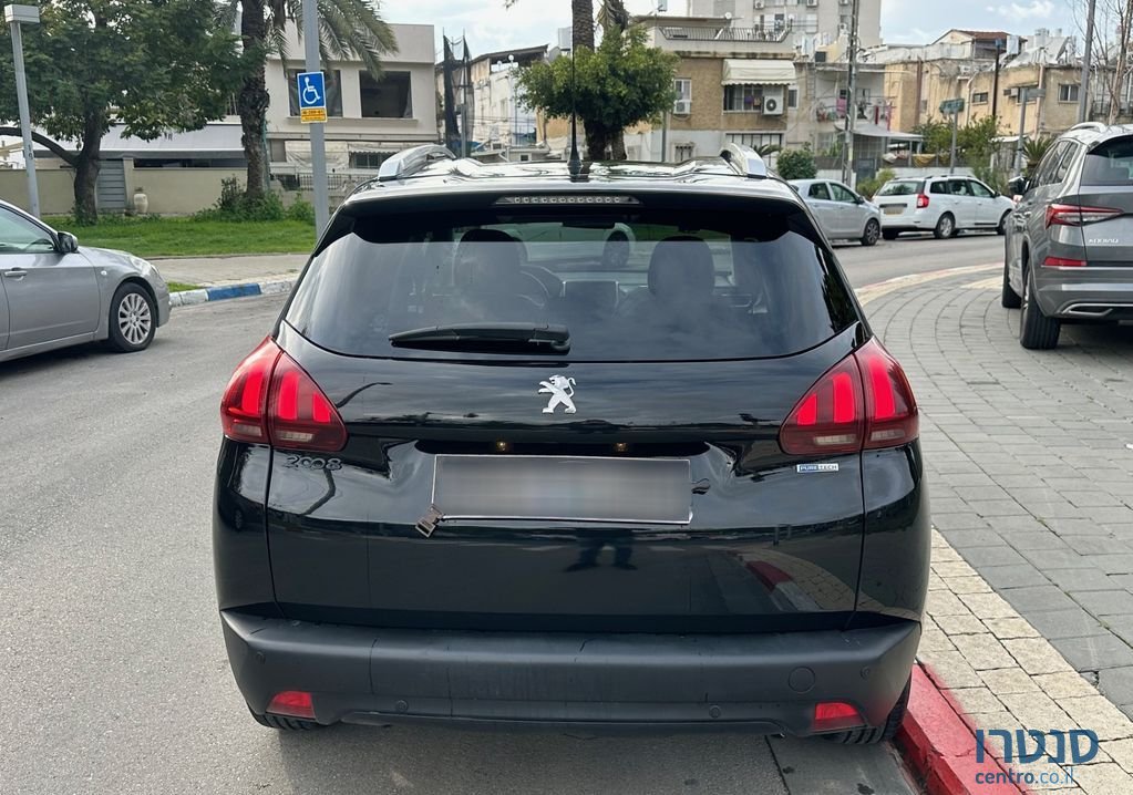 2017' Peugeot 2008 פיג'ו photo #4