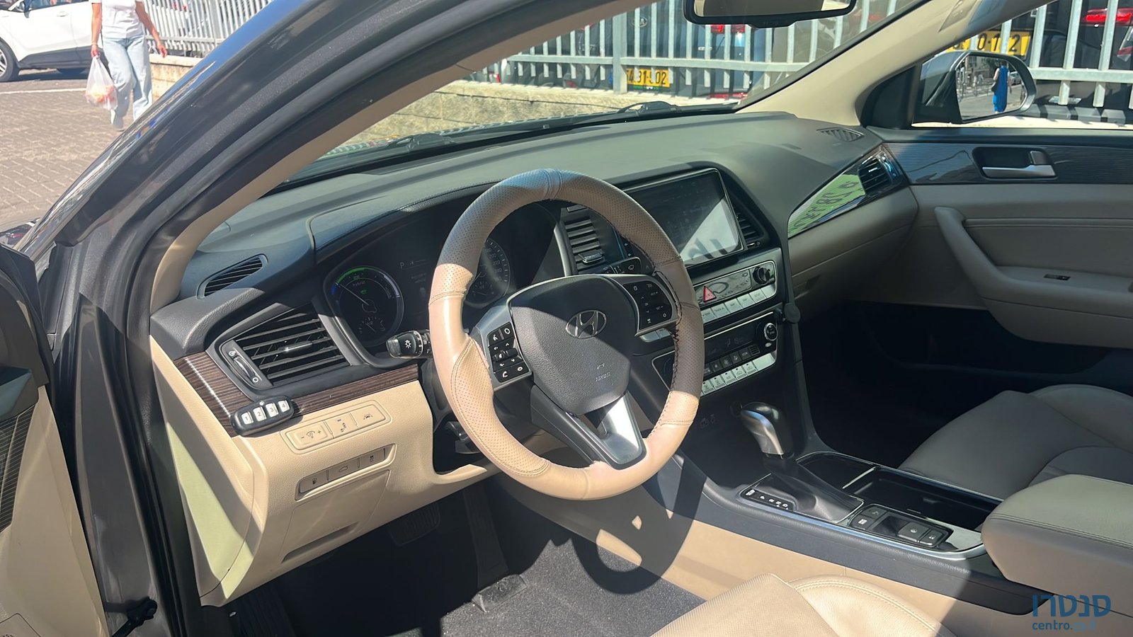 2018' Hyundai Sonata photo #4