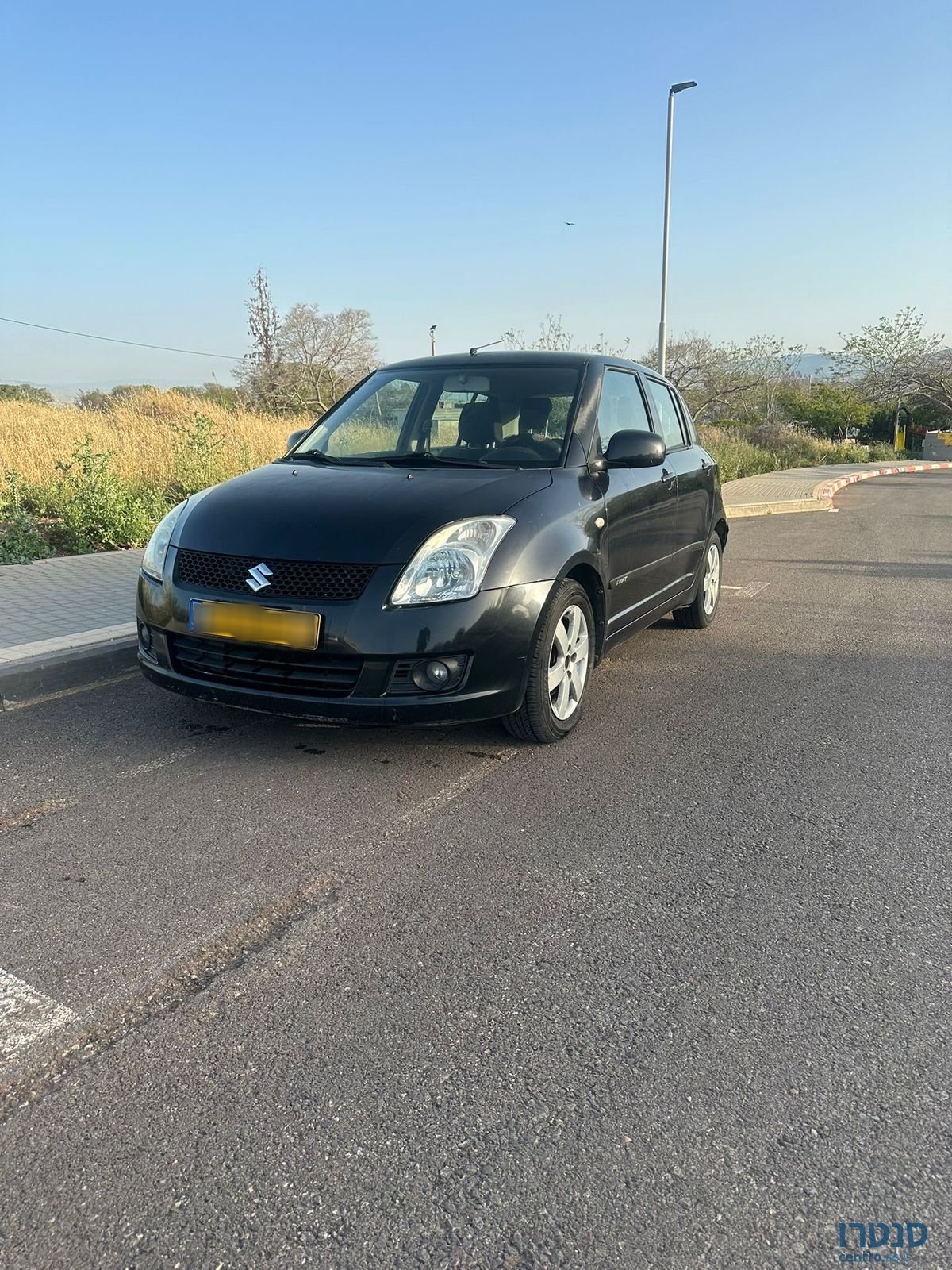 2010' Suzuki Swift סוזוקי סוויפט photo #6