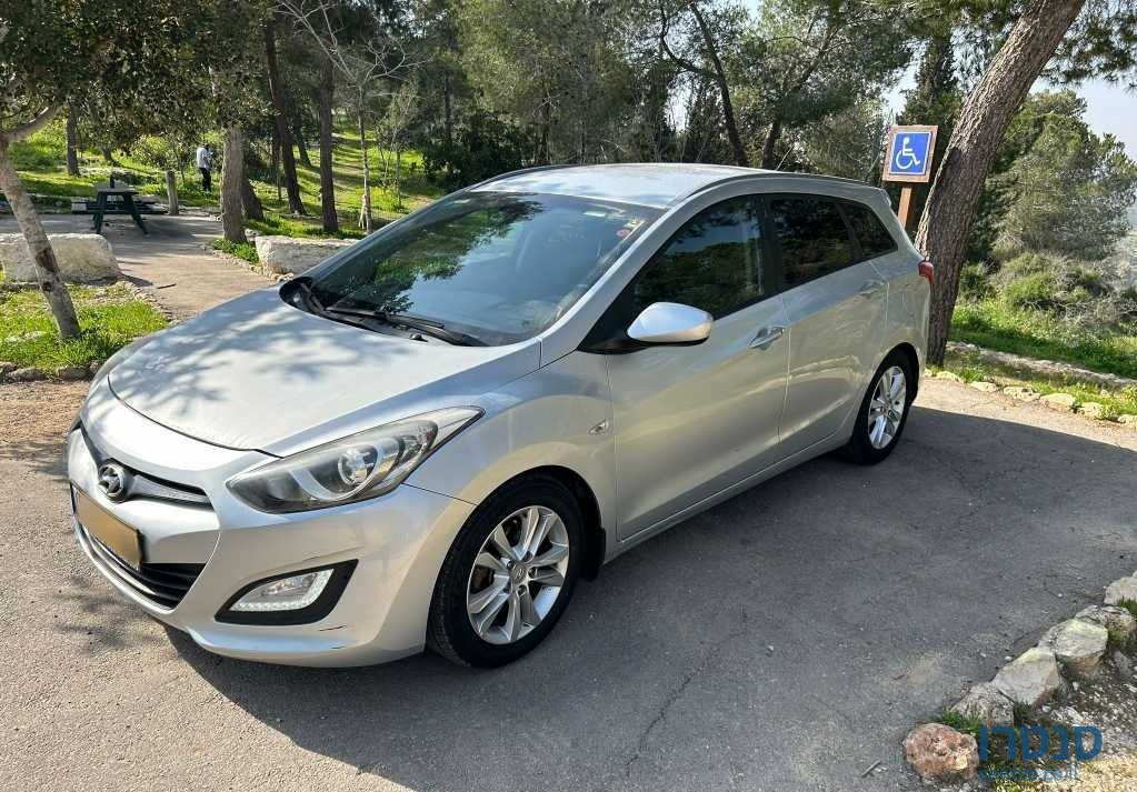 2015' Hyundai i30 יונדאי photo #1