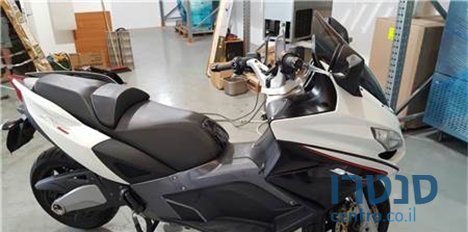 2014' Aprilia MANA photo #2