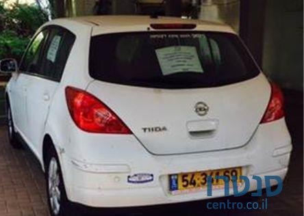 2009' Nissan Tiida photo #2