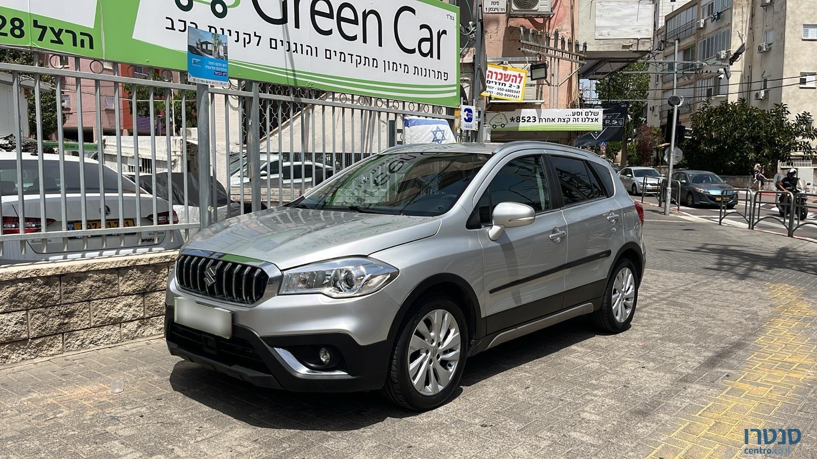 2020' Suzuki SX4 photo #1