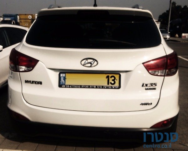 2012' Hyundai ix35 photo #4