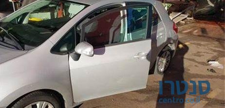 2010' Toyota Auris טויוטה אוריס photo #3