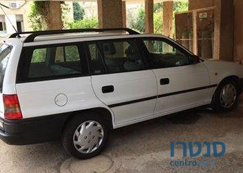 1996' Opel Astra Gl ‏1600 סטיישן ידני photo #2