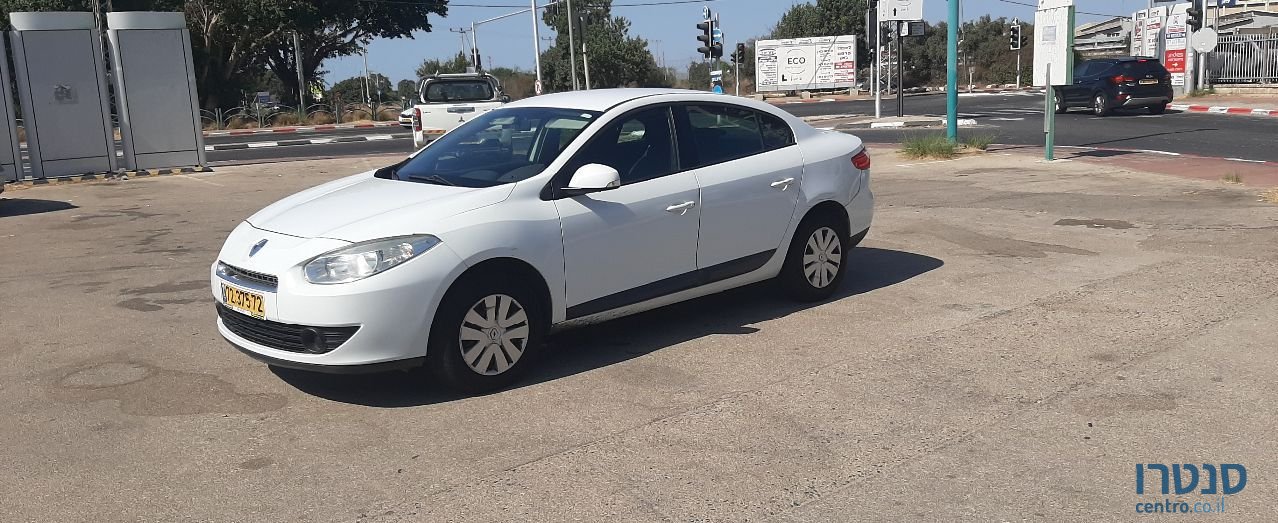 2010' Renault Fluence רנו פלואנס photo #2