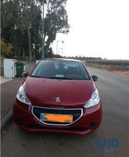 2014' Peugeot 208 photo #2