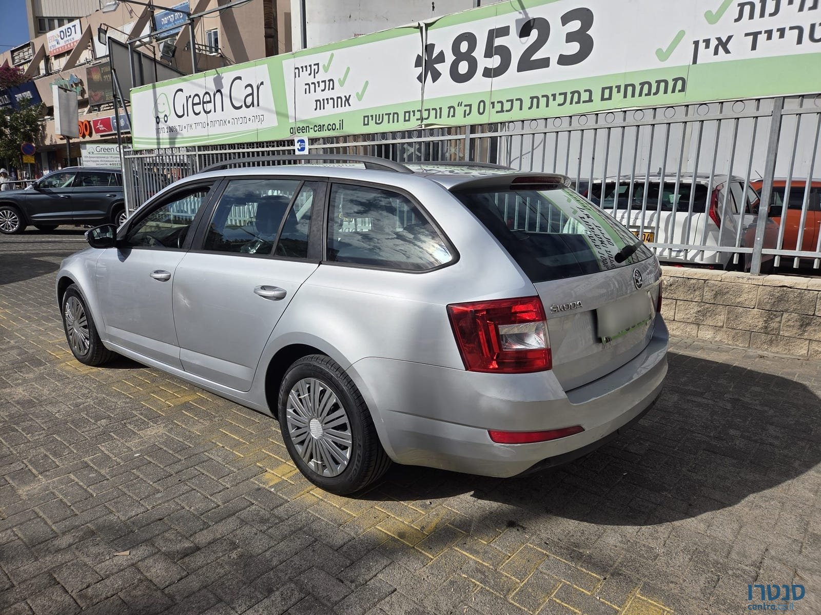 2017' Skoda Octavia סטיישן photo #5