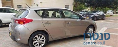 2013' Toyota Auris טויוטה אוריס photo #1