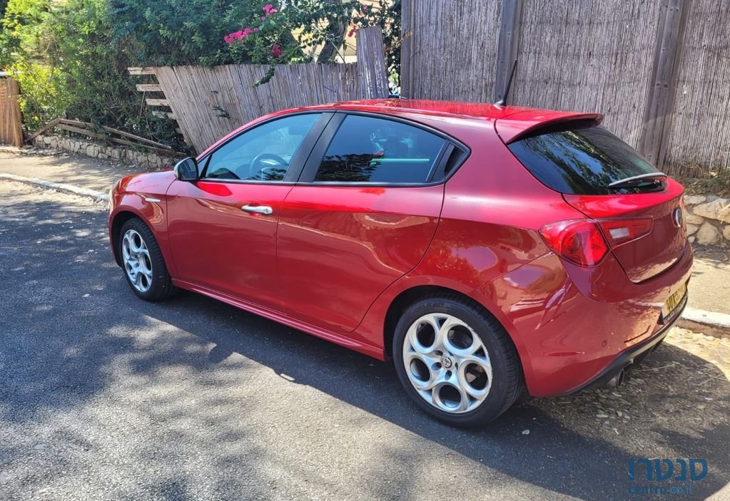 2018' Alfa Romeo Giulietta אלפא רומיאו ג'ולייטה photo #1