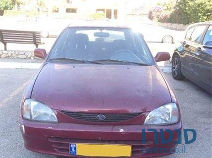 1999' Daihatsu Charade Dlx photo #3