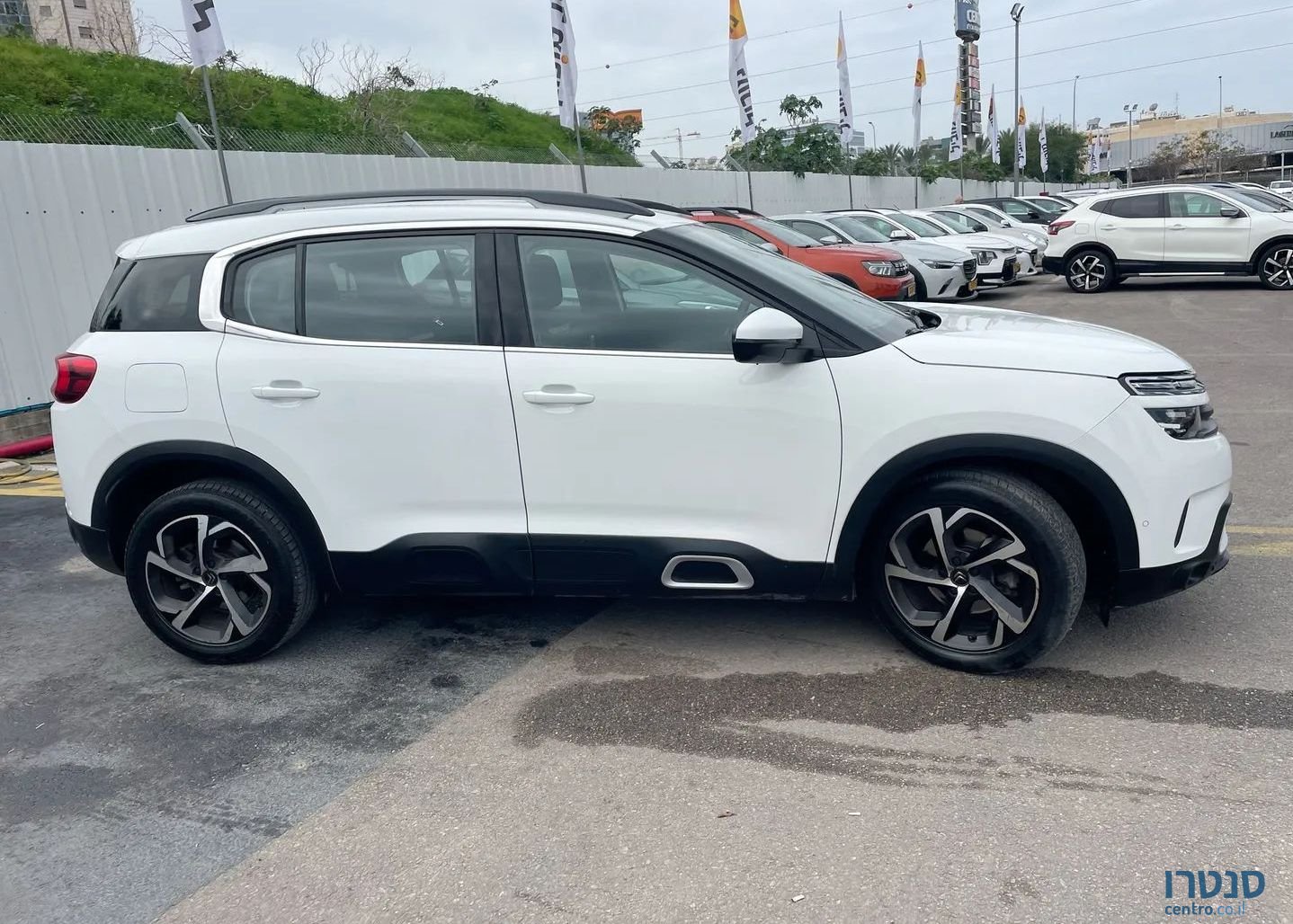 2022' Citroen C5 Aircross סיטרואן C5 איירקרוס photo #1