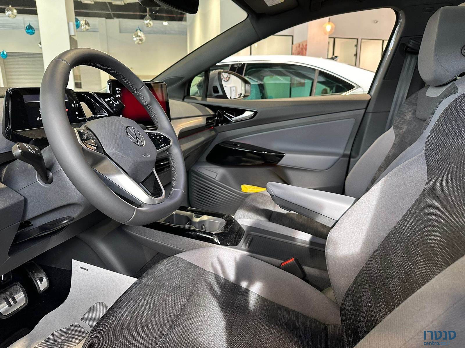 2023' Volkswagen ID.4 photo #5