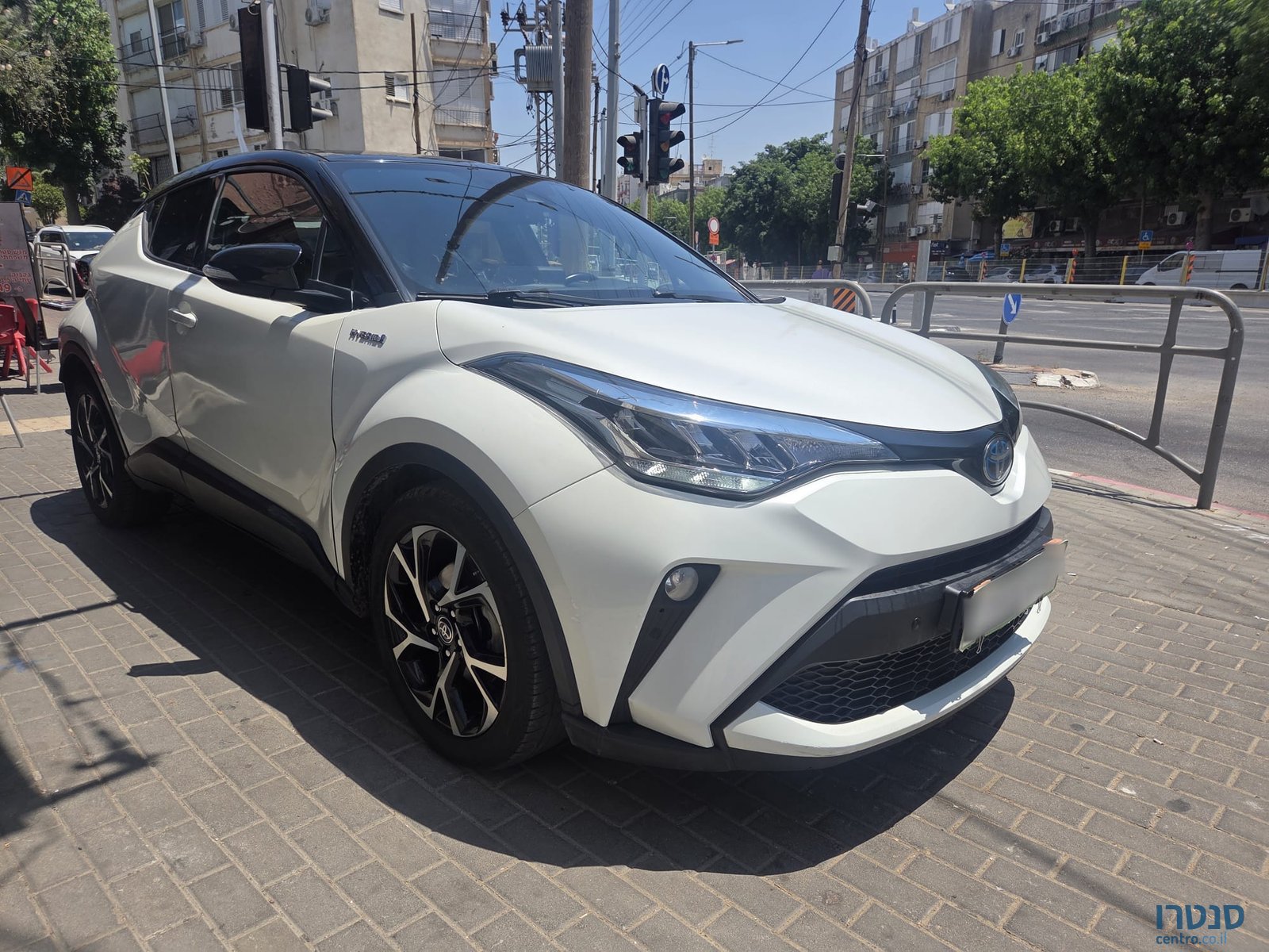 2021' Toyota C-HR photo #6