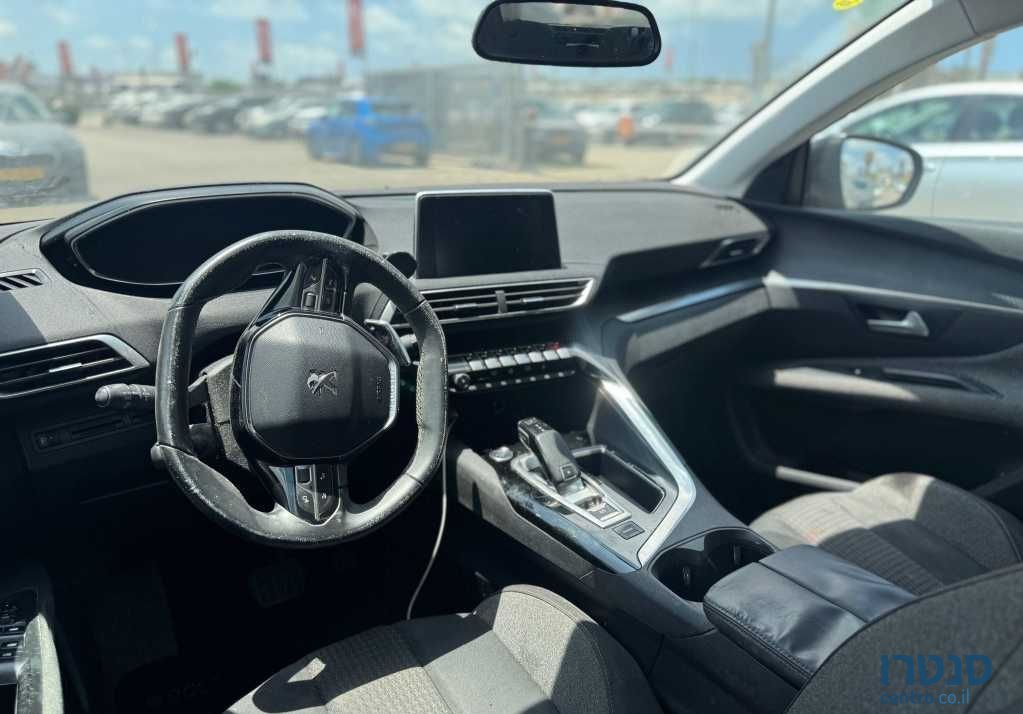 2018' Peugeot 3008 פיג'ו photo #4