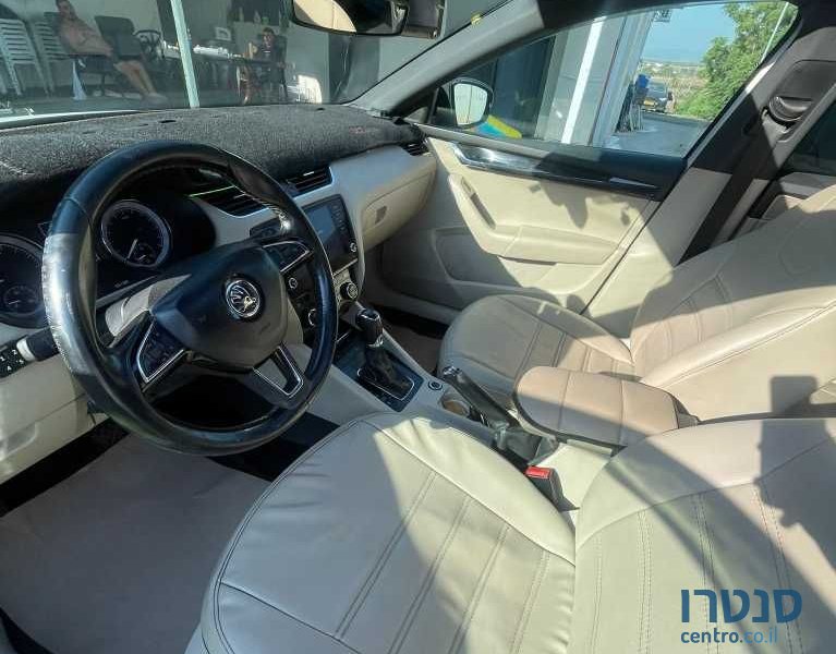 2019' Skoda Octavia סקודה אוקטביה photo #4