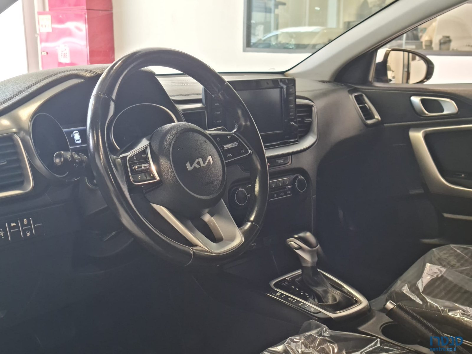 2022' Kia Ceed SW photo #5