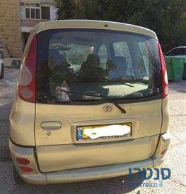 2002' Toyota Yaris טויוטה יאריס photo #2