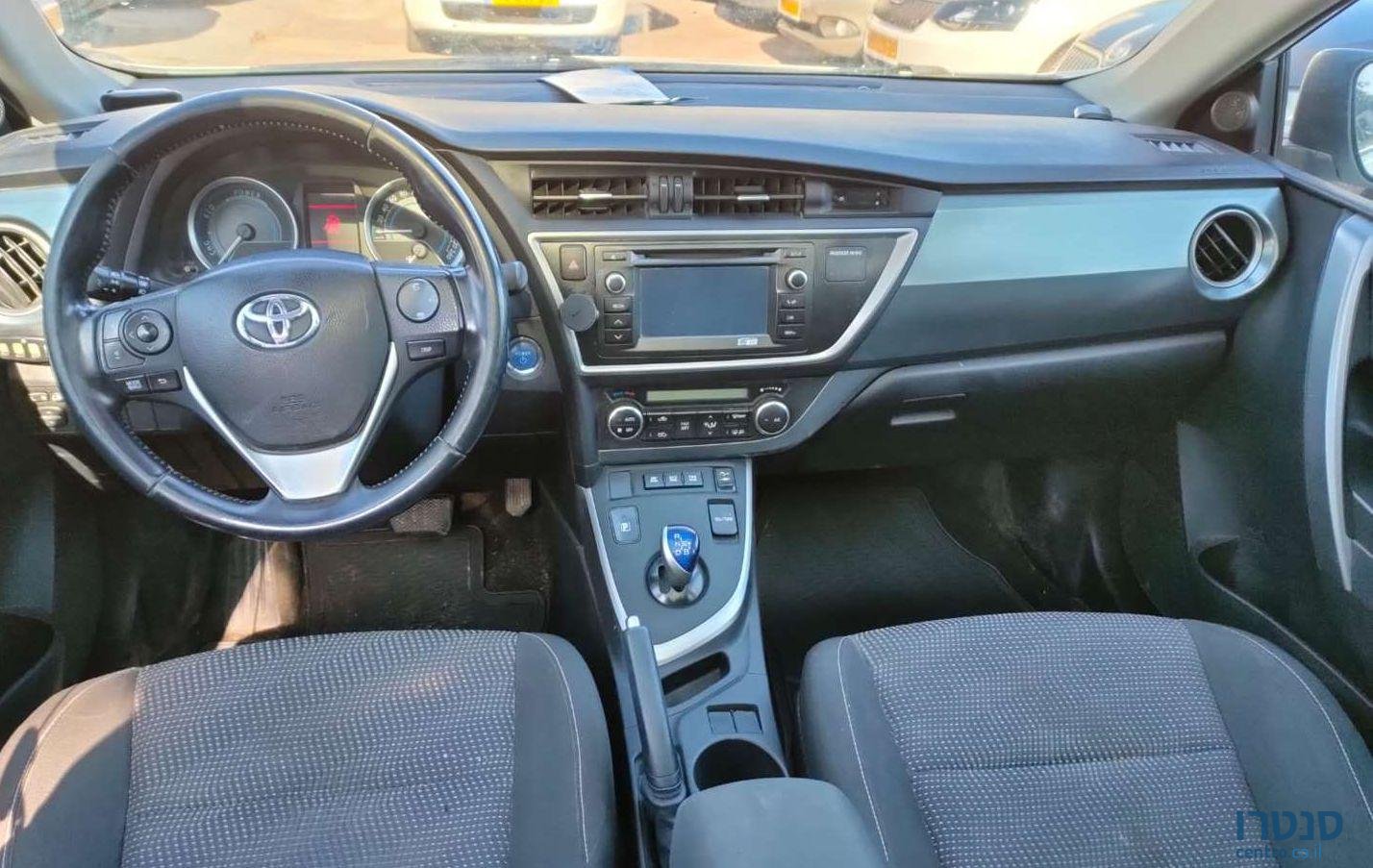 2014' Toyota Auris טויוטה אוריס photo #3