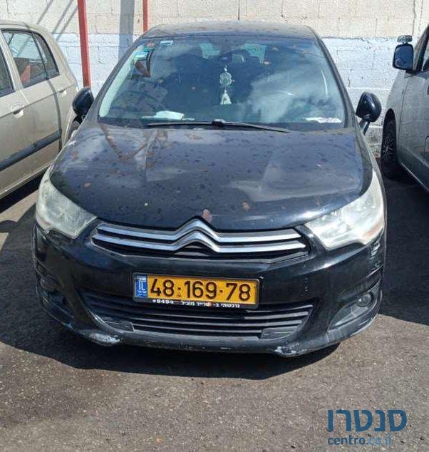 2011' Citroen C4 סיטרואן C4 photo #2