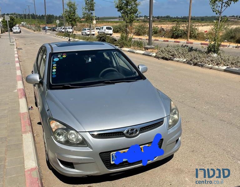 2010' Hyundai i30 יונדאי photo #3