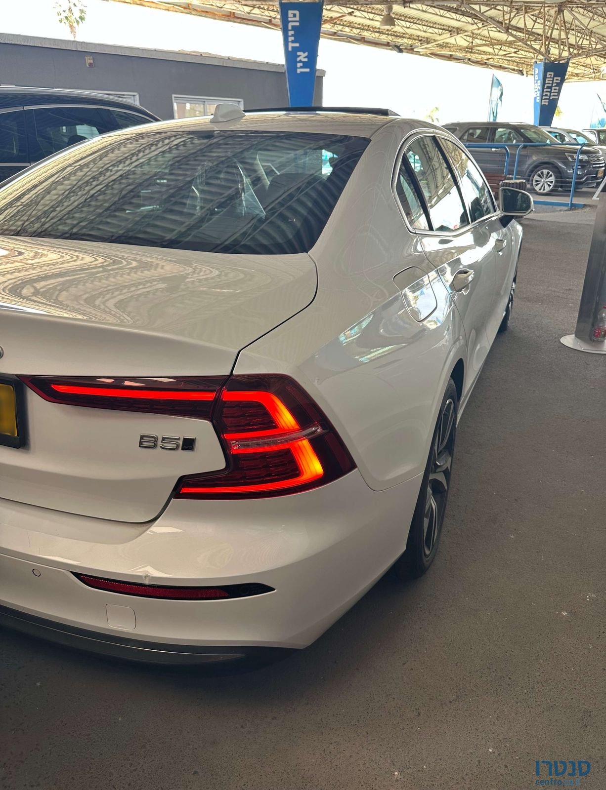 2022' Volvo S60 וולוו photo #2