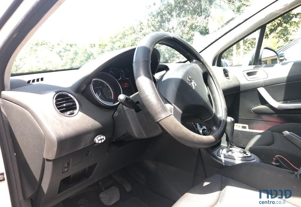 2011' Peugeot 308 פיג'ו photo #4