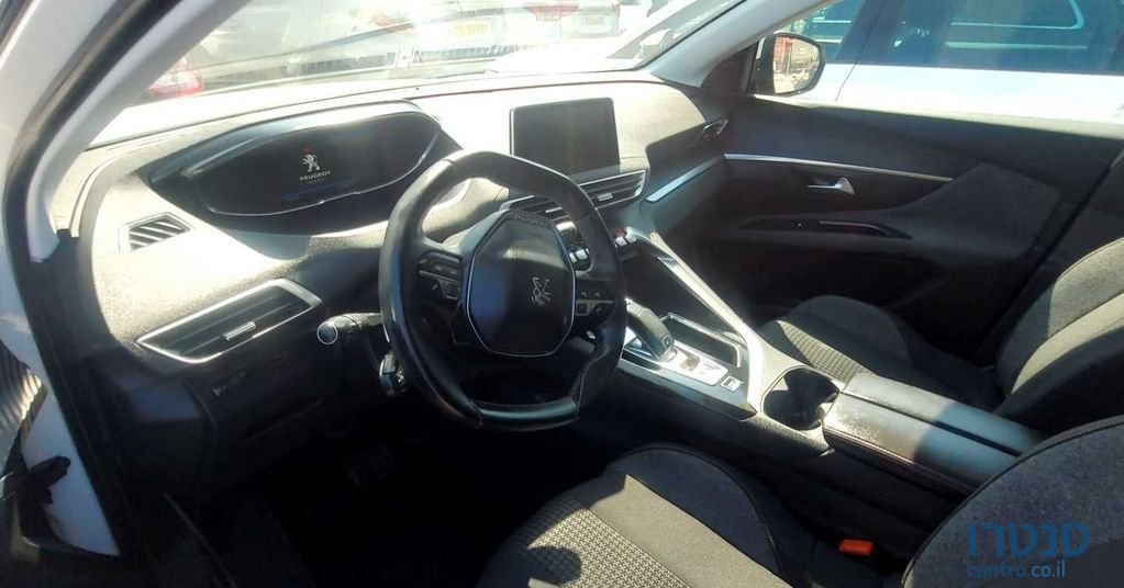 2019' Peugeot 3008 פיג'ו photo #4