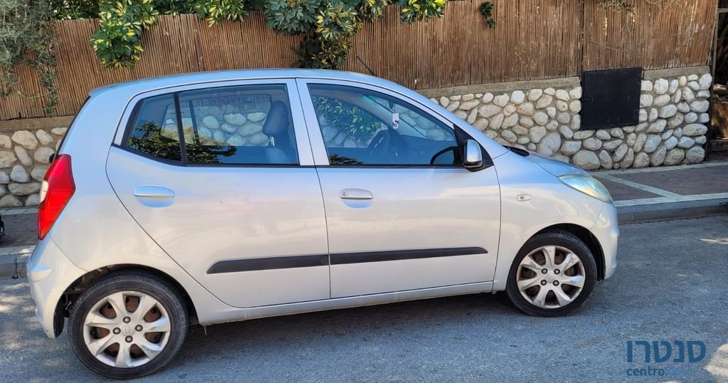 2013' Hyundai i10 יונדאי photo #5