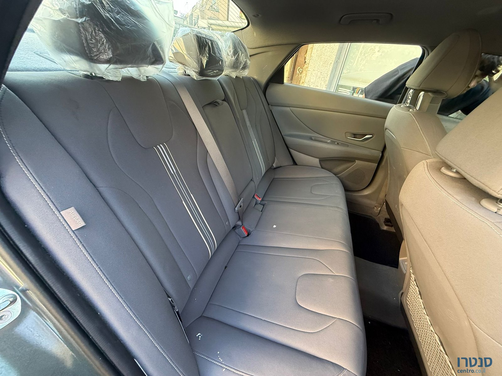 2024' Hyundai Elantra photo #4